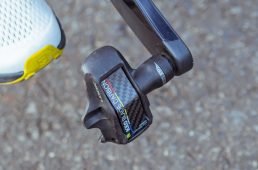 いつも装着しているロード用ビンディングペダルで良い