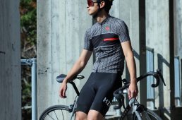 HORIZONTALのウェア