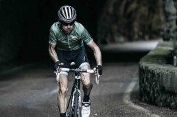 デマルキ2020春夏