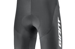 ジャイアント2020アパレル