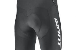 ジャイアント2020アパレル