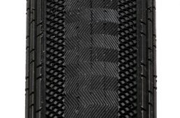 注目グラベルタイヤ