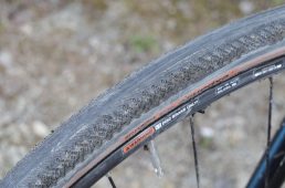 注目グラベルタイヤ