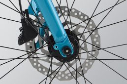 ジャイアント2021・エスケープ R