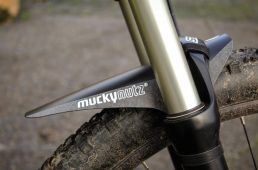 マッキーナッツ