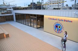 今治駅前サイクリングターミナル