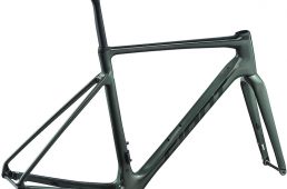 ジャイアント・TCX ADVANCED PRO