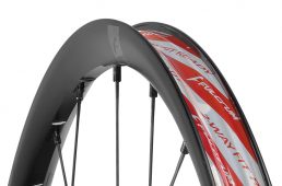 フルクラム・RAPID RED 3 DB