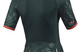 Liv FEATURE COLLECTION