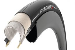 ピレリ・Pゼロレース