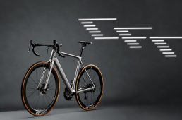 キャニオン・CFR