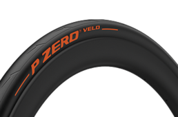 ピレリ・Pゼロ ヴェロ カラーエディション