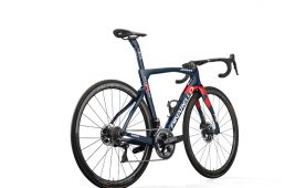 ピナレロ・ドグマ F12