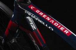 ピナレロ・ドグマ F12