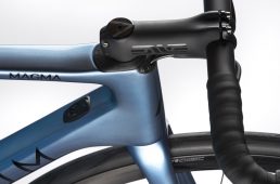 オーラム・マグマ