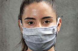 ビオレーサー・マスク