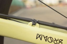 KCNC・ケーブルハウジングクリップ