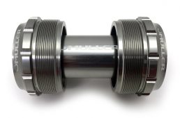 ミューラー・チタンパーツ