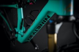 メリダ・NINETY-SIX