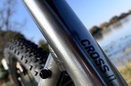 スコット・SUBCROSS J1