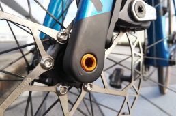 KCNC ヘックスタイプスルーアクスル