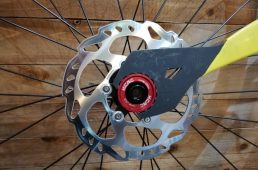 KCNC ディスクローターロックリング