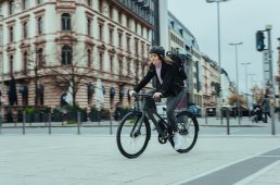 キャニオン・コミューター