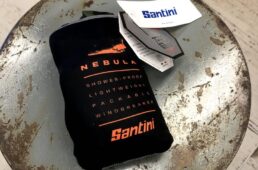 サンティーニ・グラベルジャケット