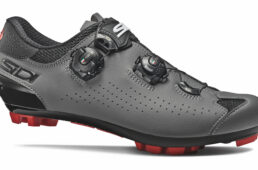 SIDI オフロードシューズ