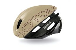 ドットアウト・カブリオ HT.2