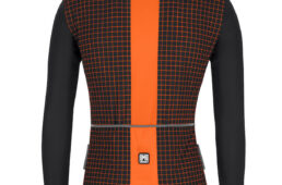 サンティーニ・グラベルジャケット