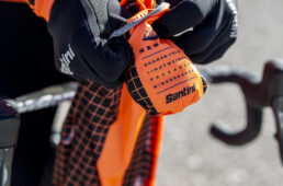 サンティーニ・グラベルジャケット