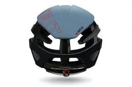 ドットアウト・カブリオ HT.2