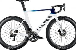 キャニオン・エアロード