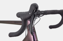 キャノンデール・スーパーシックスEVOカーボンディスク105