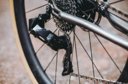 レッドeタップAXSリヤディレーラーミディアム