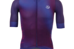 レリック・アウロラエアロジャージ