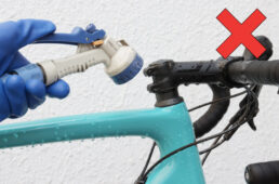 ヘッドパーツに集中して水をかけてはいけない