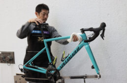 まずは全体を拭く