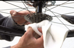 ロックリング部の水分を取る