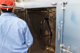 ブリヂストンアンカーカラーオーダー塗装風景