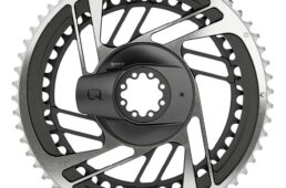 スラム・レッドeタップAXS パワーメーター内蔵チェーンリング