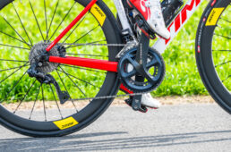 「アウター×ローのたすき掛け状態でも踏ん張れる」