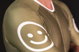 MB wear スマイル・ジャージ