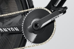 キャニオン・新型スピードマックスCFR TT Disc