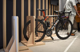 ザ・ベースのサイクルラック