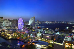 横浜みなとみらいのホテルから見た夜景