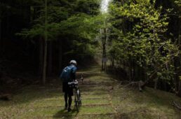 旧甲州道中の本来の旧道区間