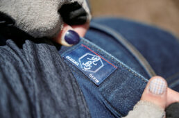 カジュアルパンツ ハイテンションストレッチデニム インディゴ