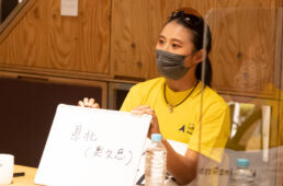 トークセッションする篠さん